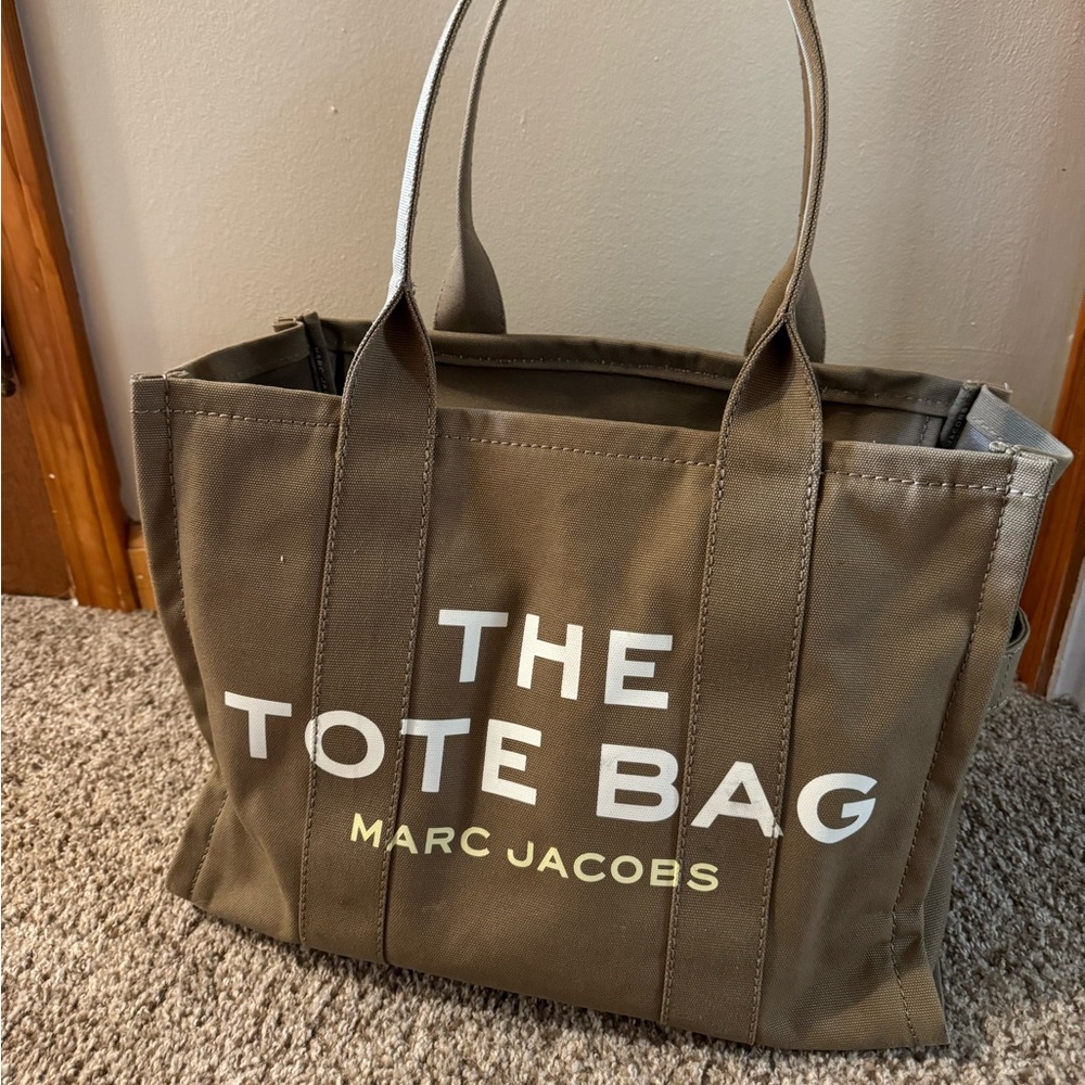 Marc Jacob’s The Canvas Large Tote Bag